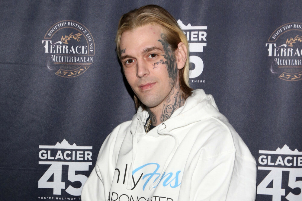 Aaron Carter's mother is trying to get him a star on the Hollywood Walk of Fame