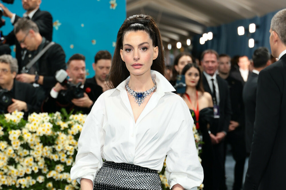 Anne Hathaway, the star of The Devil Wears Prada and its newly released sequel, has revealed her favourite outfit from the follow-up film was cut — despite her enthusiasm for the look during production.