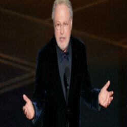 Billy Crystal has paid tribute to Rob Reiner