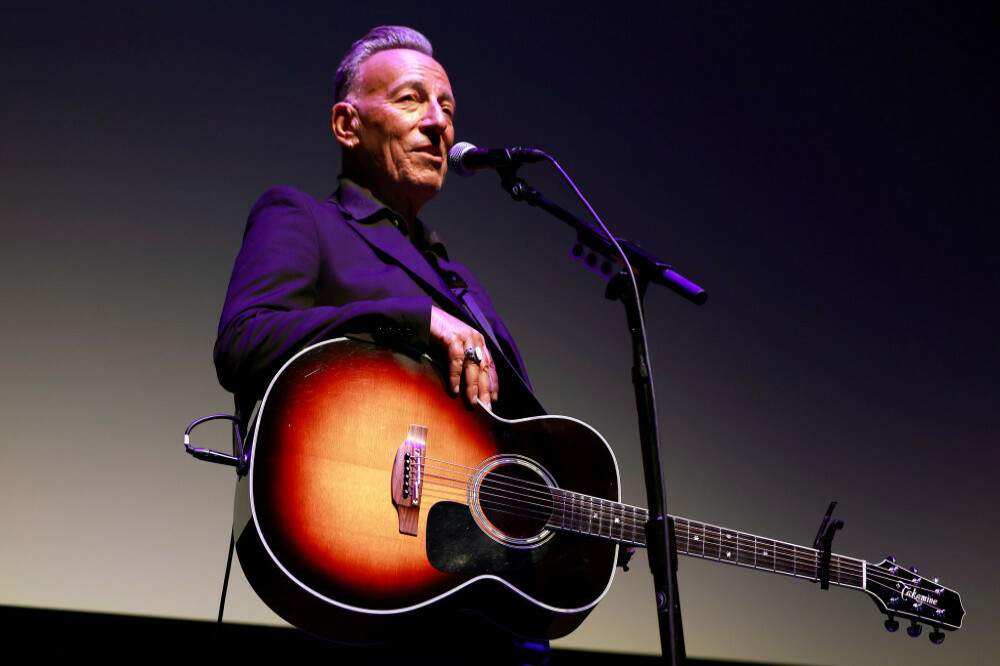 Bruce Springsteen has slammed the attack on the White House Correspondents' Dinner