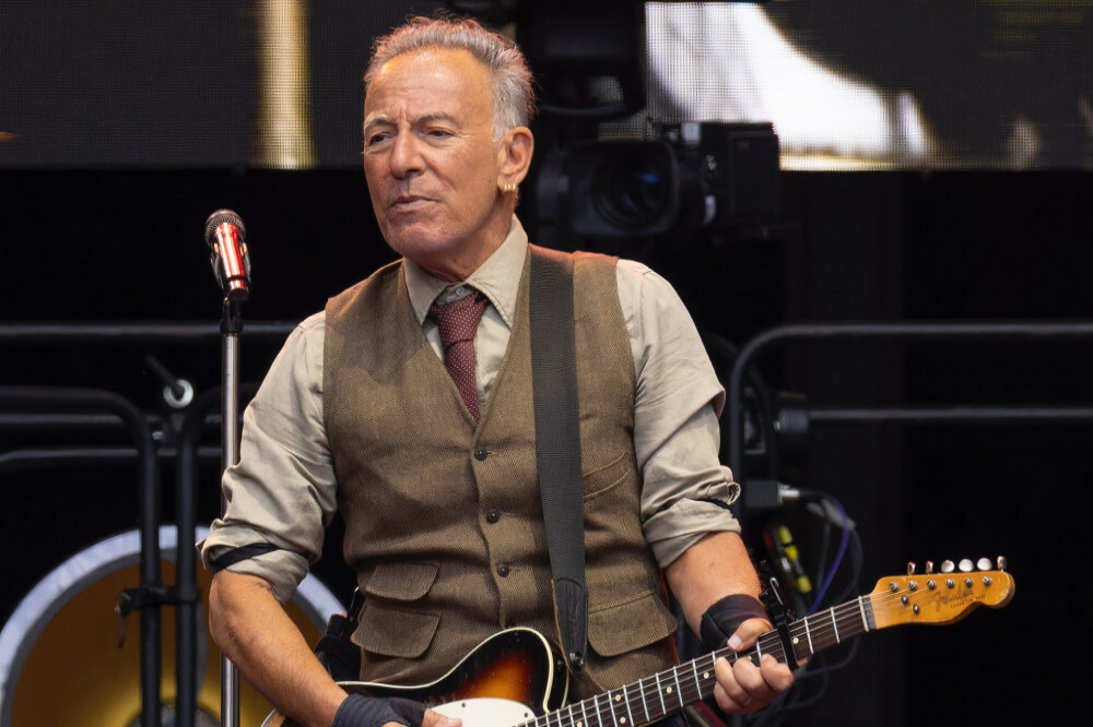 Bruce Springsteen has released the protest song Streets of Minneapolis