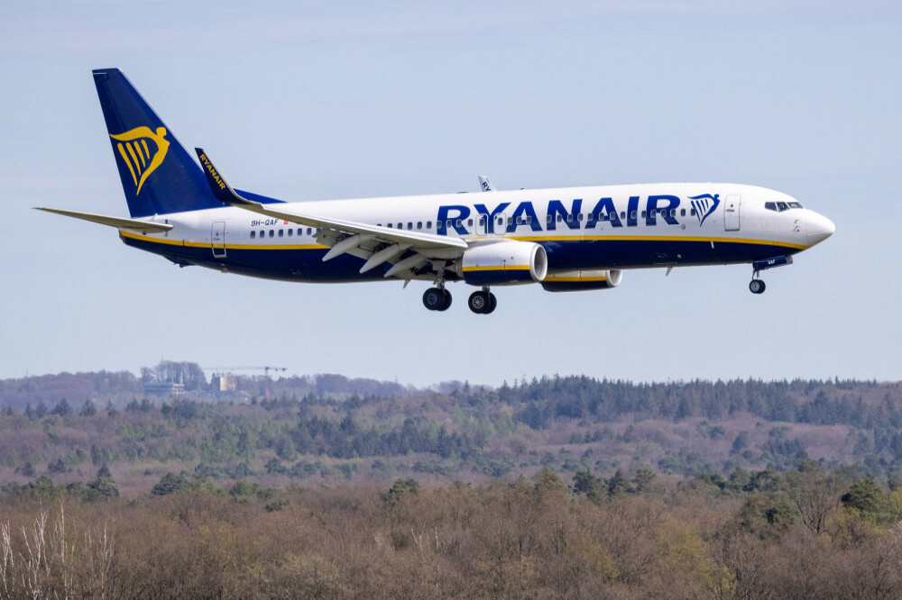 Ryanair threatens to axe more flights to Spain
