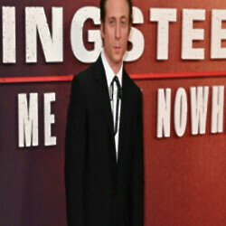 Jeremy Allen White portrayed Bruce Springsteen