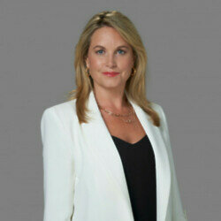Kim Medcalf as Sam Mitchell