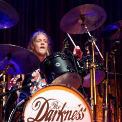 Rufus Taylor is close to Foo Fighters and is worthy of the job, his father says