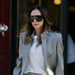 Victoria Beckham loves a white tee